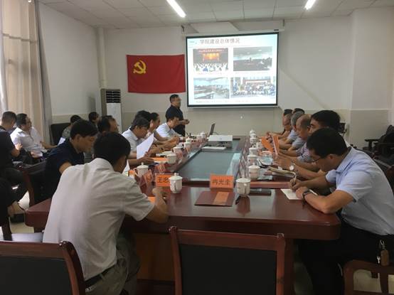 说明:E:\照片\2017-2018-2\公司建设会议\简报照片\IMG_9366.JPG